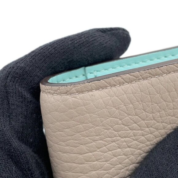 LOUIS VUITTON LV vertical wallet Taurillon Leather Galet - Picture 6 of 16